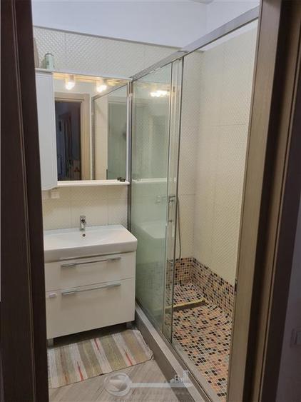 Apartament cu 3 camere decomandat, mobilat în Cug