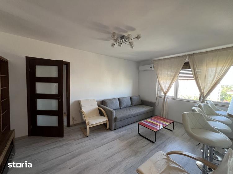 Apartament cu 2 camere semidecomandat în 1 Mai