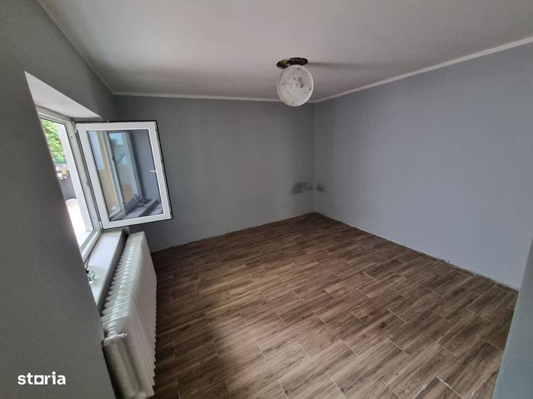 Casă cu 4 camere în Coiciu