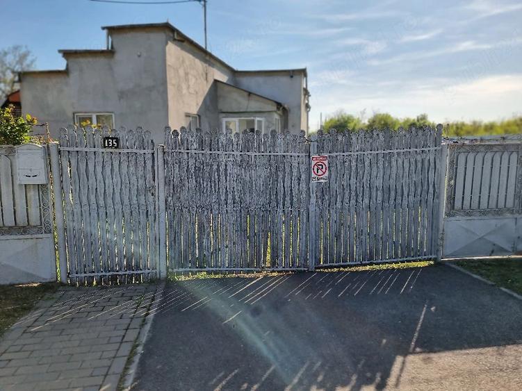 Casă cu Teren 638 Mp în Fusea