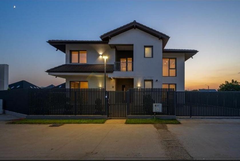 Casă individuală cu 4 camere cu Canalizare în Tunari