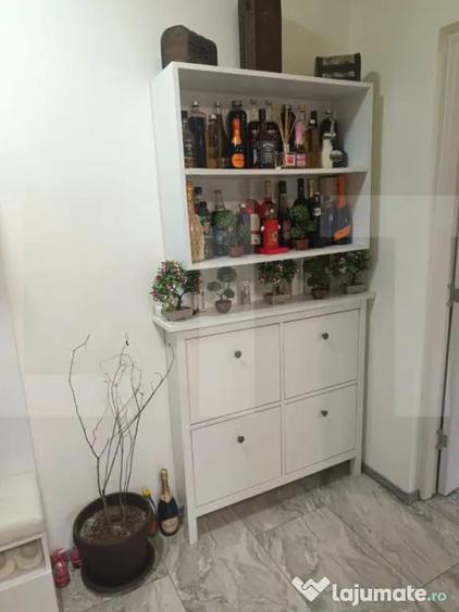 Apartament cu 2 camere semidecomandat în Dâmbovița