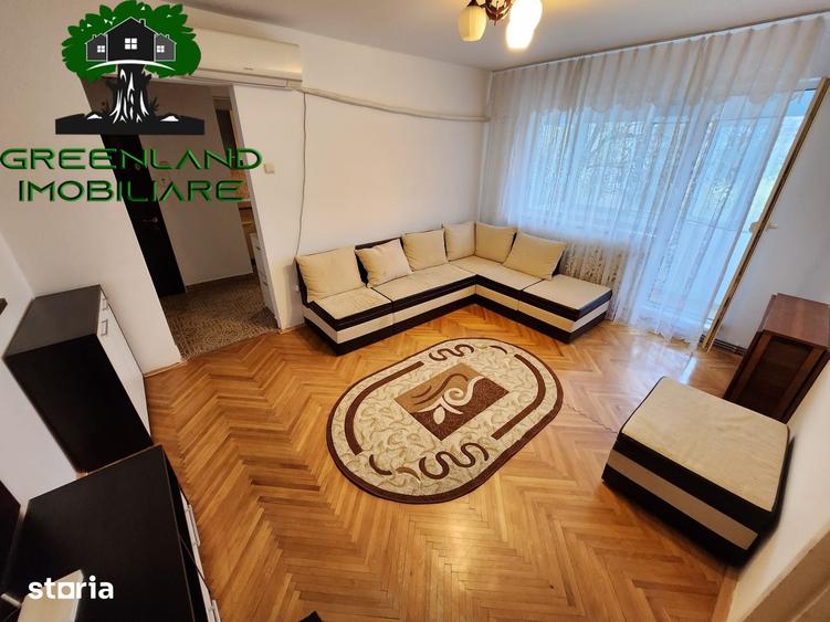 Apartament cu 2 camere semidecomandat în Podu Roș