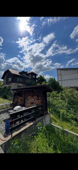 Spațiu comercial, în Poiana