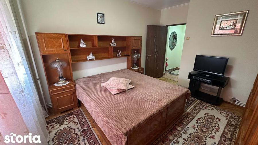 Apartament cu 2 camere decomandat, mobilat în City Park Mall