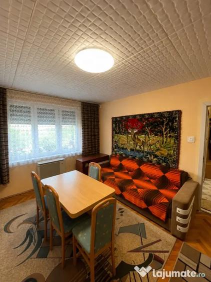 Apartament cu 2 camere semidecomandat în Central