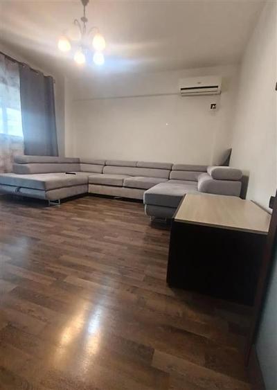 Apartament cu 3 camere decomandat în Gării