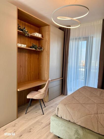 Casă cu 4 camere cu Teren 30 Mp în Exterior Vest