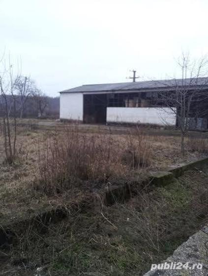 Spațiu comercial, de 930 mp, în Surduc