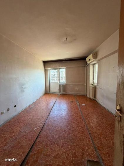 3 Camere et.4/10 An constructie 1989 Zona Crangasi - Stadionul Giulest - 6