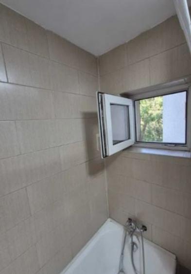 Apartament cu 2 camere semidecomandat în Pantelimon