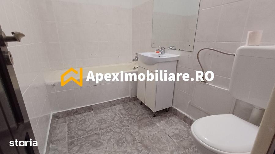 Garsonieră decomandată în Drumul Taberei
