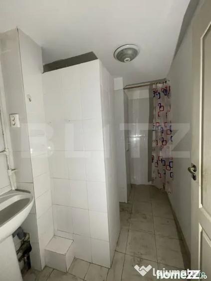Spațiu comercial, de 56 mp, în Central