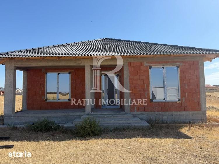 Casă cu 3 camere cu Teren 500 Mp în Sântandrei