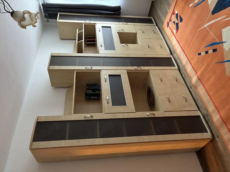 Apartament cu 3 camere decomandat în Central