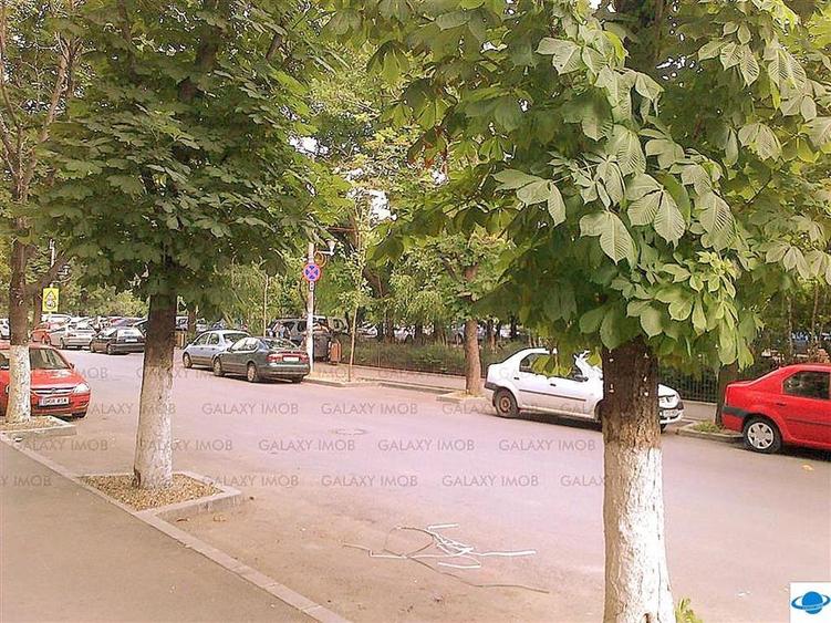 Garsonieră decomandată, mobilată în Muncii