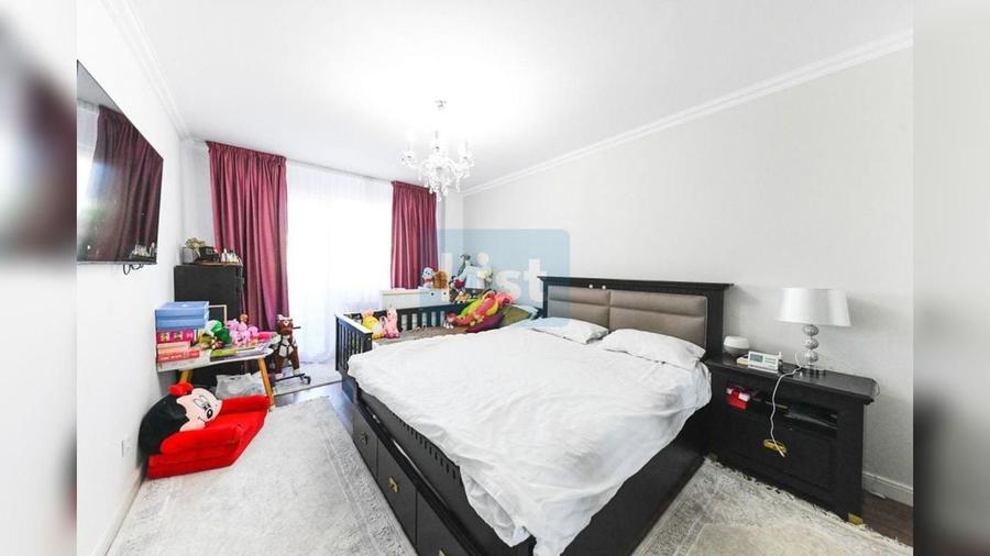 Apartament cu 2 camere semidecomandat, mobilat în Între Lacuri