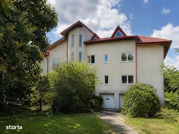 Casă cu 4 camere în Central