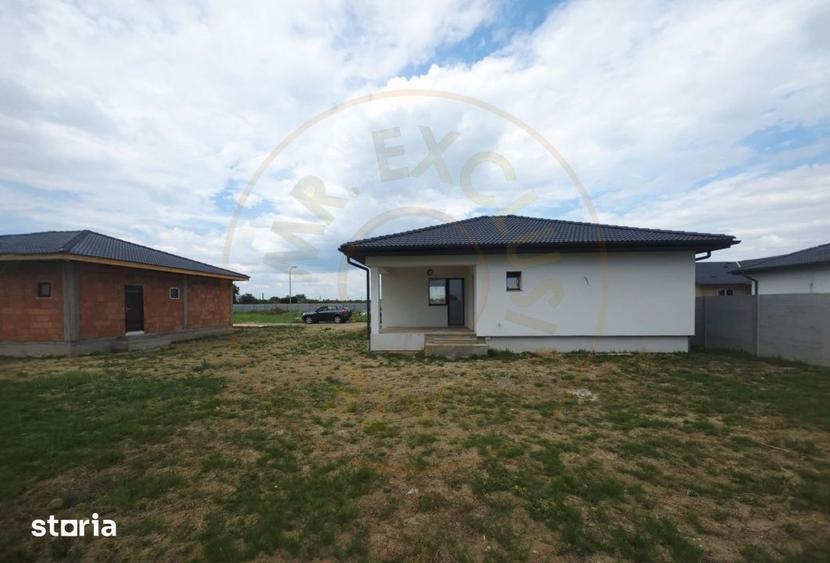 Casă cu 3 camere cu Teren 550 Mp în Lazuri