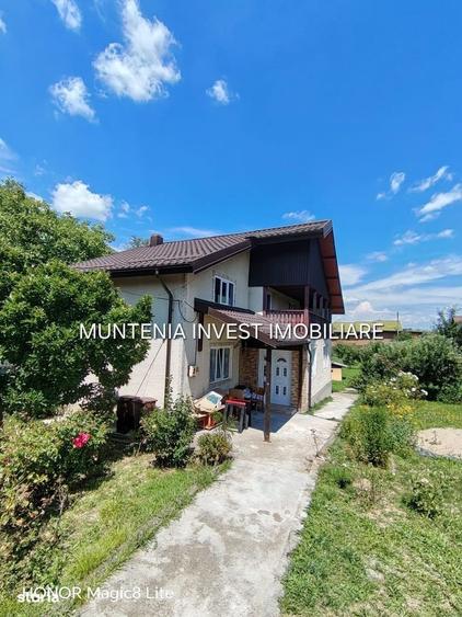 Casă cu 4 camere în Lăbușești