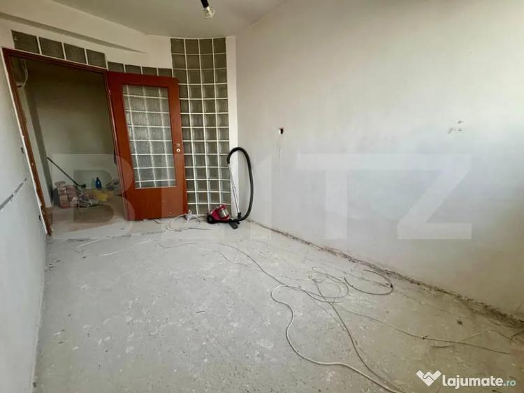 Apartament cu 2 camere decomandat în Dacia