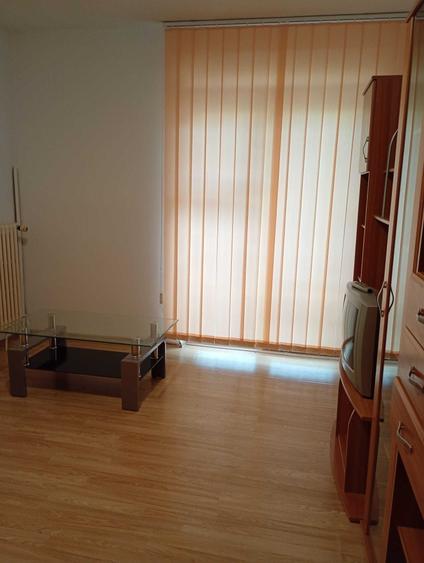 Vand apartament cu 2 camere, semidecomandat, situat in zona Centrala a orasului Ploiesti - 7