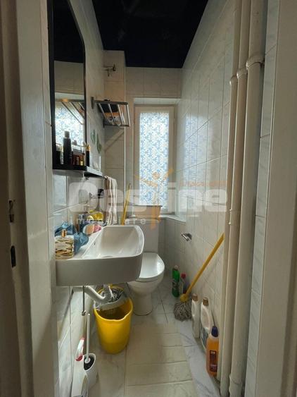 Apartament cu 5 camere decomandat, mobilat în Pache Protopopescu