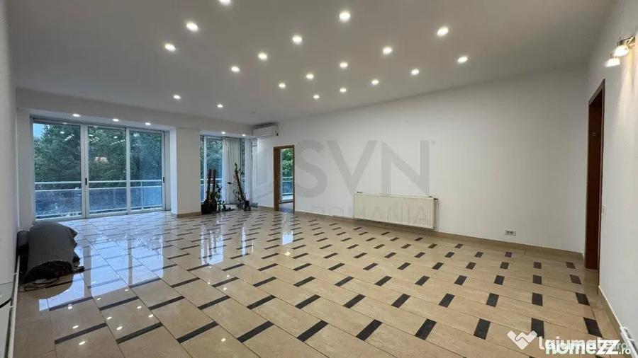Apartament cu 5 camere decomandat în Primăverii