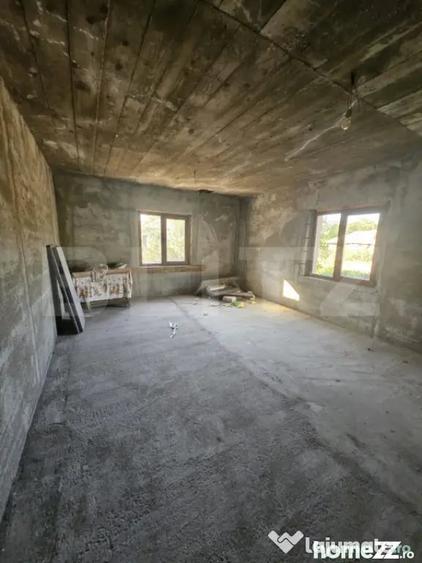 Casă cu 7 camere cu Teren 523 Mp în Central
