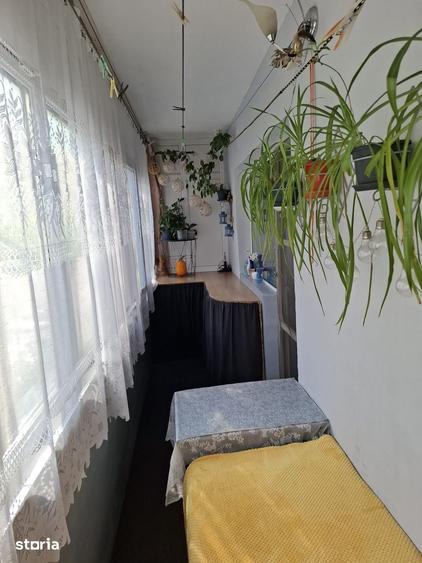 Apartament cu 3 camere decomandat în Mircea cel Bătrân