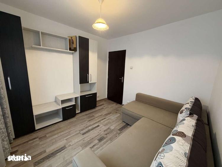 Apartament cu 4 camere în Rahova