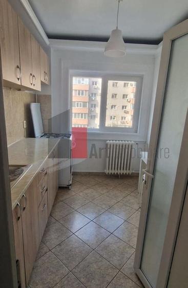 Apartament cu 2 camere semidecomandat în Moșilor