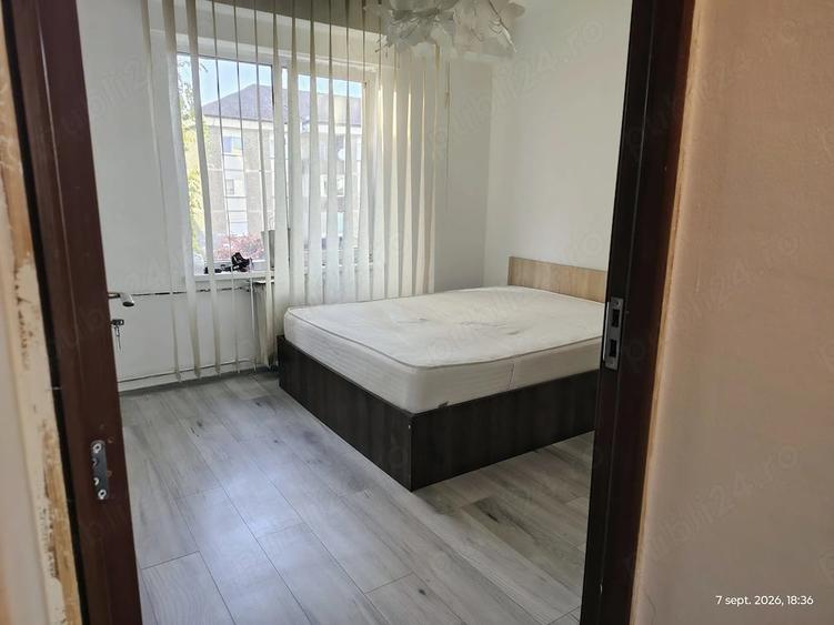 Apartament cu 3 camere decomandat în Lotus