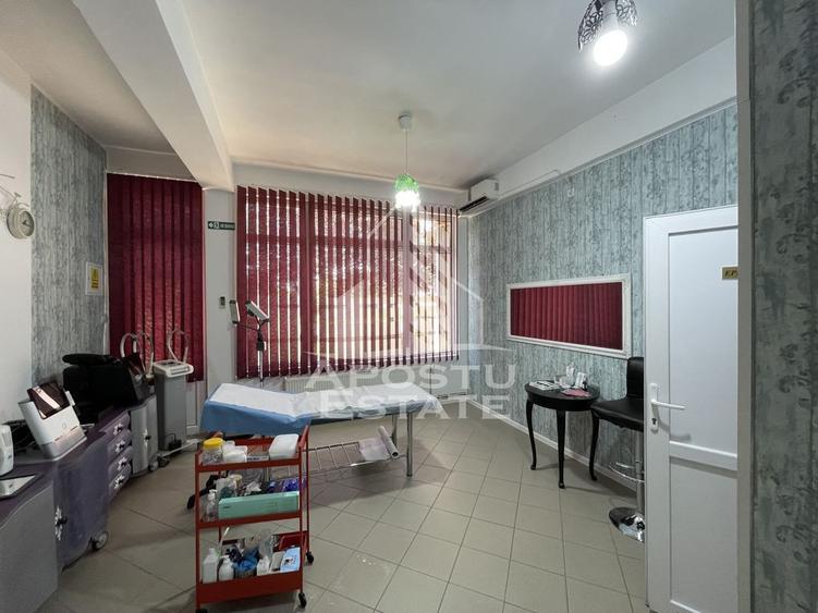 Apartament cu 3 camere decomandat în Central
