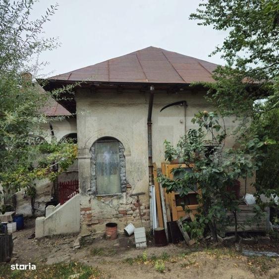 Spațiu comercial, în Viforâta