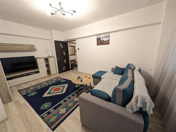 Apartament cu 2 camere decomandat în Ultracentral