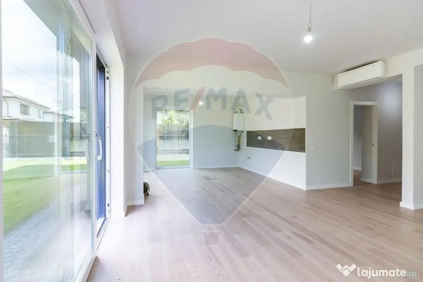 Casă cu 9 camere cu Teren 532 Mp în Băneasa