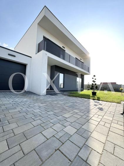 Duplex cu 3 camere cu Canalizare în Dumbrăvița