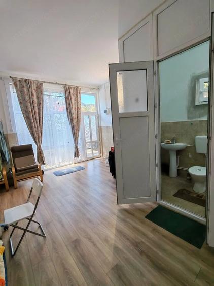 Casă cu 3 camere cu Teren 200 Mp în Siriu