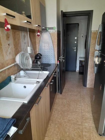 Apartament cu 2 camere semidecomandat în Sud