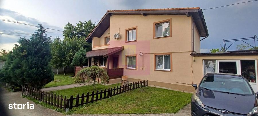 Casă cu 4 camere cu Teren 362 Mp în Săbăreni