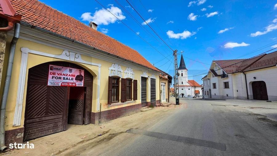 Casă cu 3 camere cu Teren 443 Mp în Poiana Sibiului