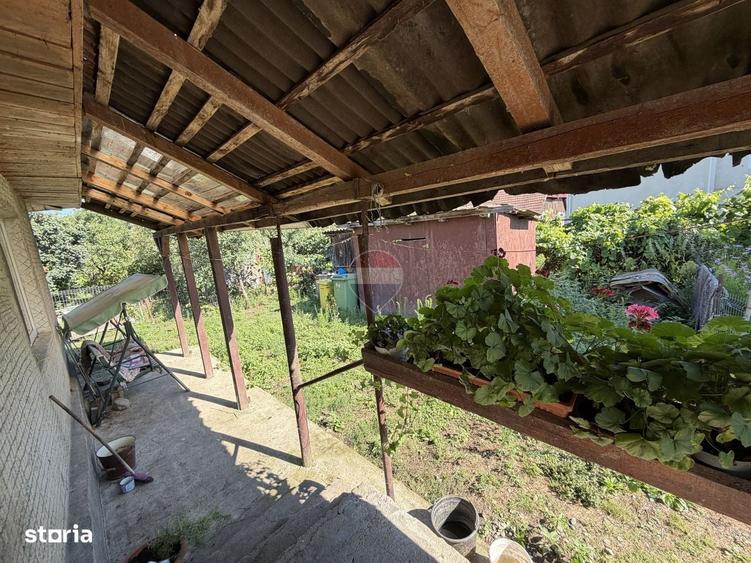 Casă cu 2 camere în Bârgău