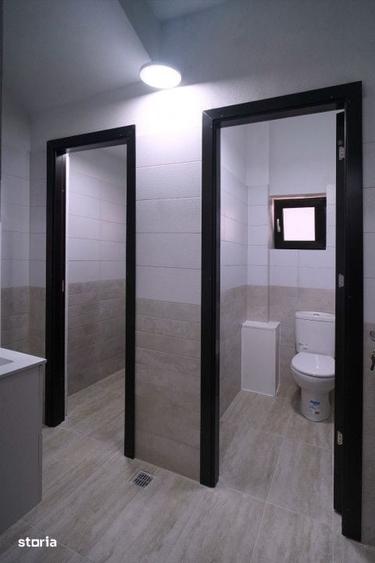Spațiu comercial, de 120 mp, în Central