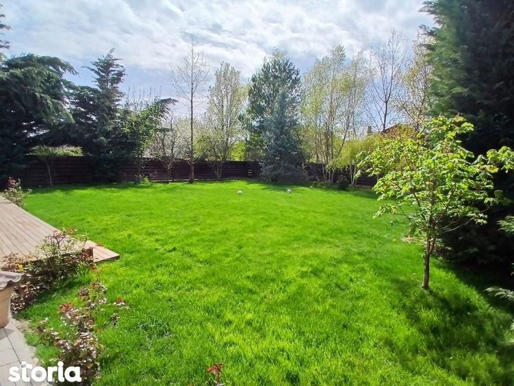 Casă cu 5 camere cu Teren 645 Mp în Corbeanca