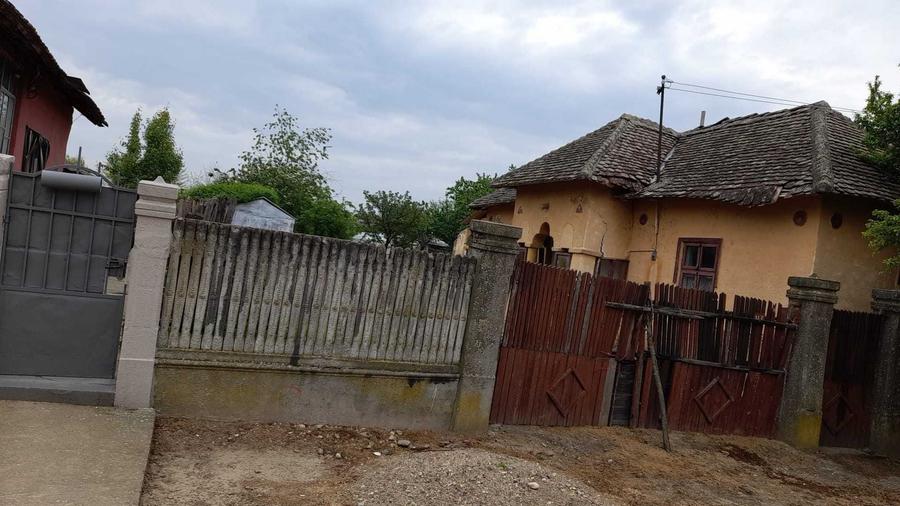 Casa cu teren de vanzare Basarabi(Calafat) - 2