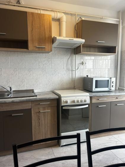 Apartament cu 2 camere decomandat în Mazepa 1