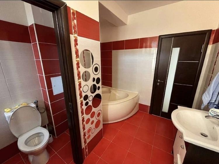 Apartament cu 2 camere semidecomandat, mobilat în Dumbrăvița