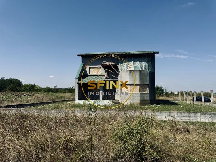 Casă individuală cu 10 camere cu Teren 485 Mp în Corbeanca
