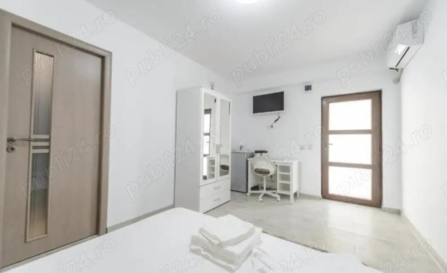 Casă cu 6 camere cu Teren 550 Mp în Eforie